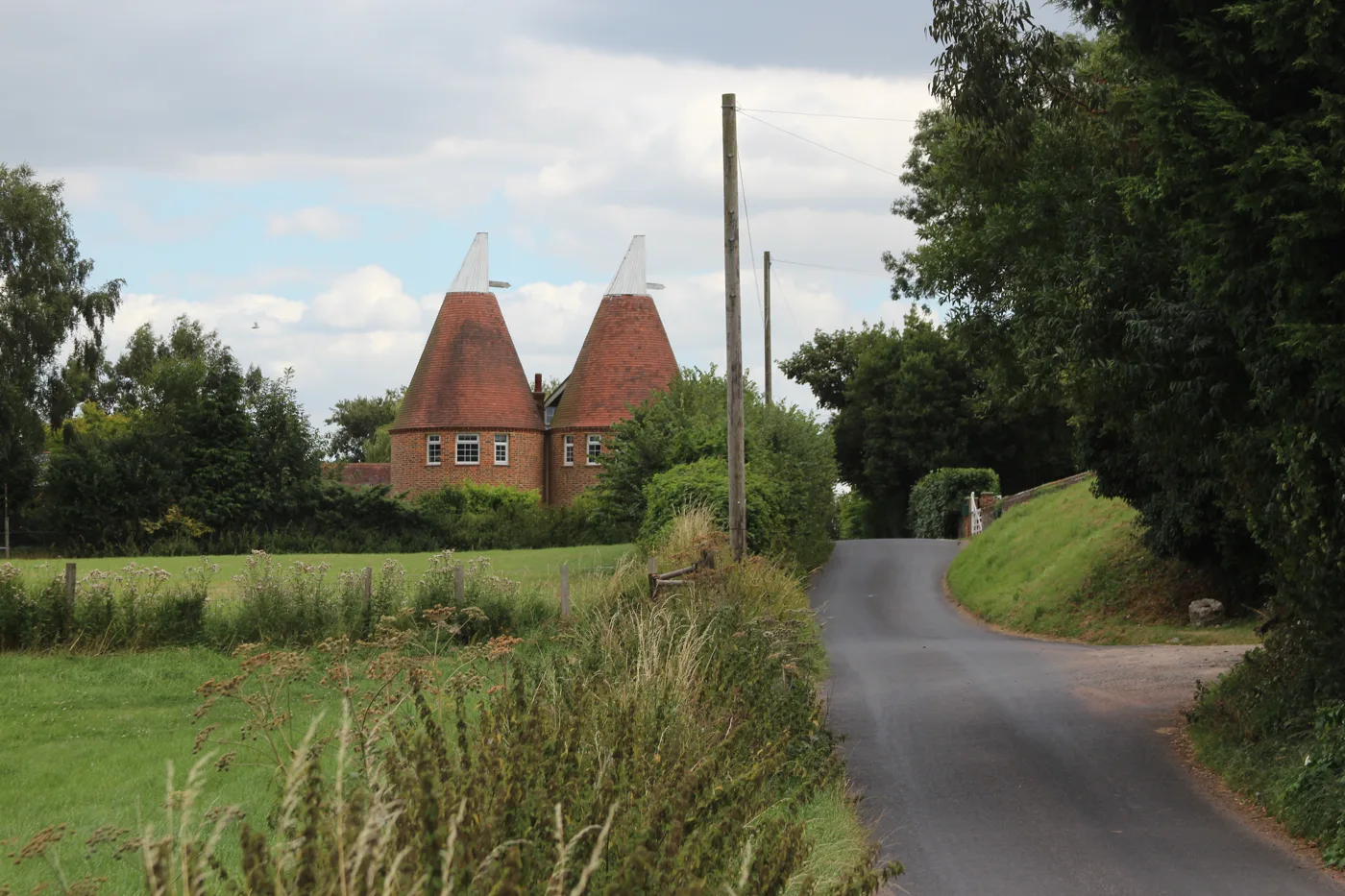 Redmans Lane, near Shoreham, looking towards Cockerhurst Oasts
