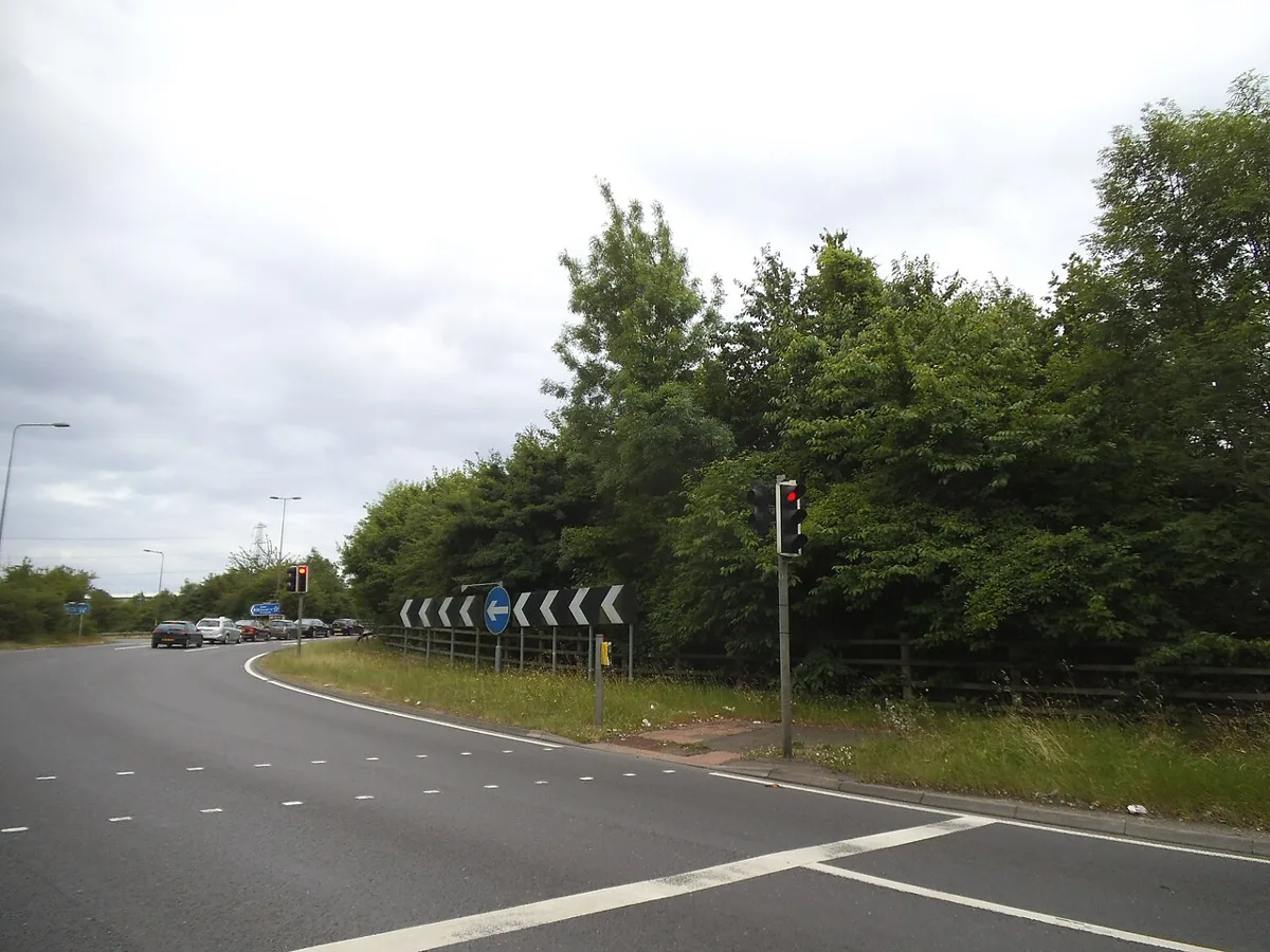 Traffic lights on the M20 and M25 interchange roundabout at Swanley